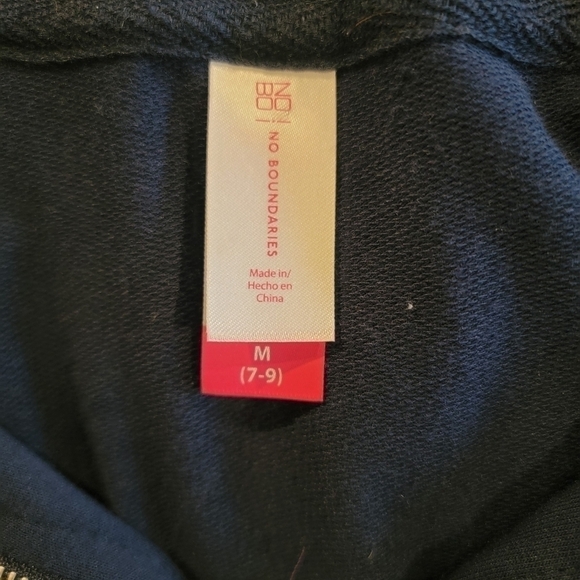 NO Boundaries Cropped Graphic Pullover 3/4 Zip Sweatshirt Size M - Picture 5 of 9